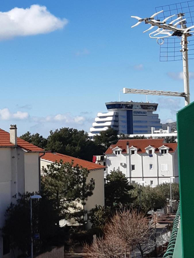 Mirjana Apartman Vodice Esterno foto