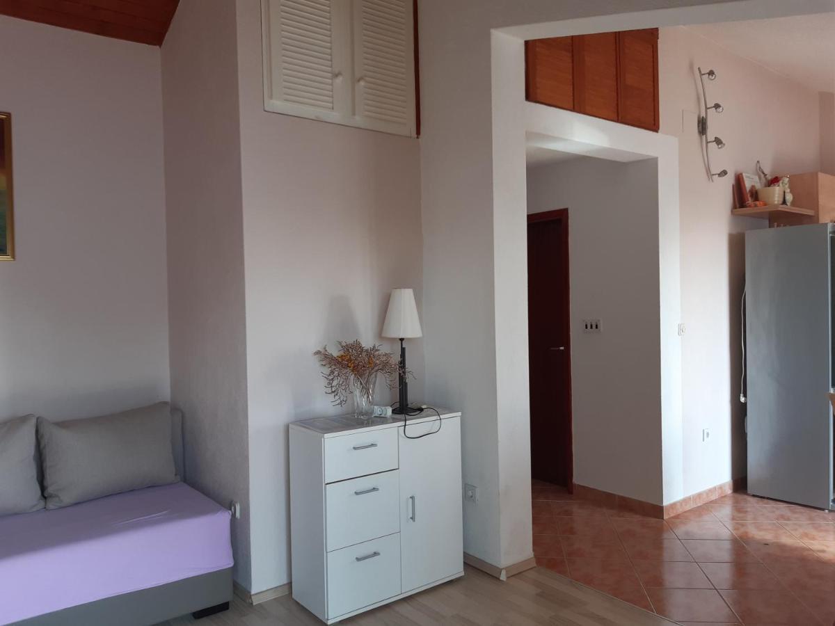 Mirjana Apartman Vodice Esterno foto