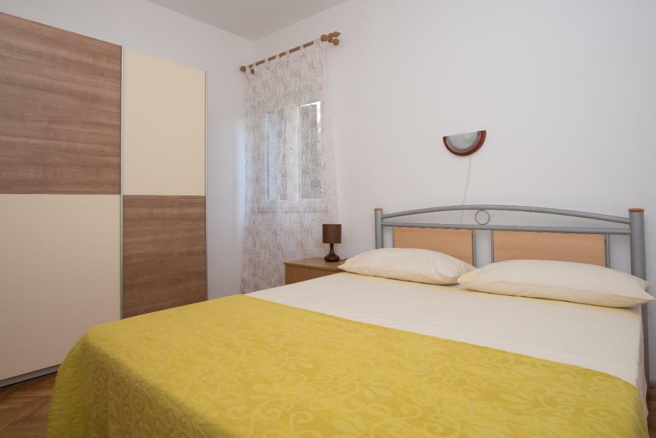 Mirjana Apartman Vodice Esterno foto