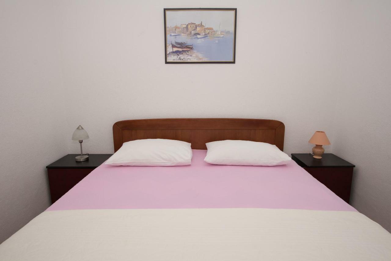 Mirjana Apartman Vodice Esterno foto