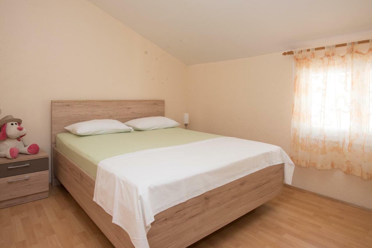 Mirjana Apartman Vodice Esterno foto