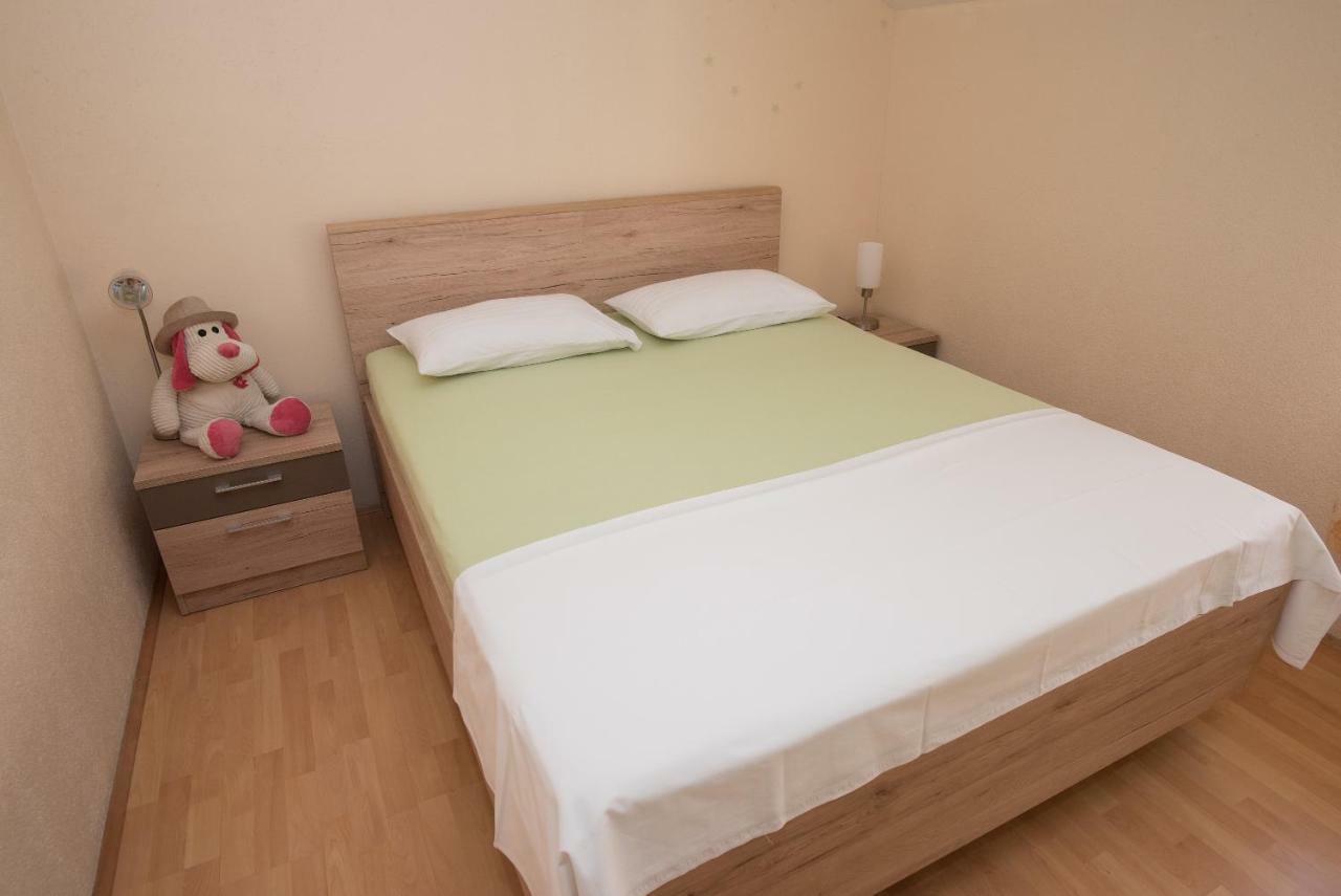 Mirjana Apartman Vodice Esterno foto