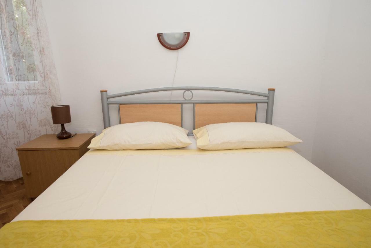 Mirjana Apartman Vodice Esterno foto